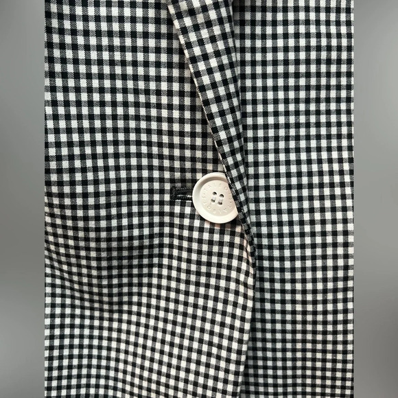 Talbots Black White Gingham Blazer
Single Button Front LIned Size 16 - Picture 4 of 5